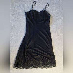 Hutzler of Baltimore Vintage Black Lace Nightgown Made in Italy Size 38